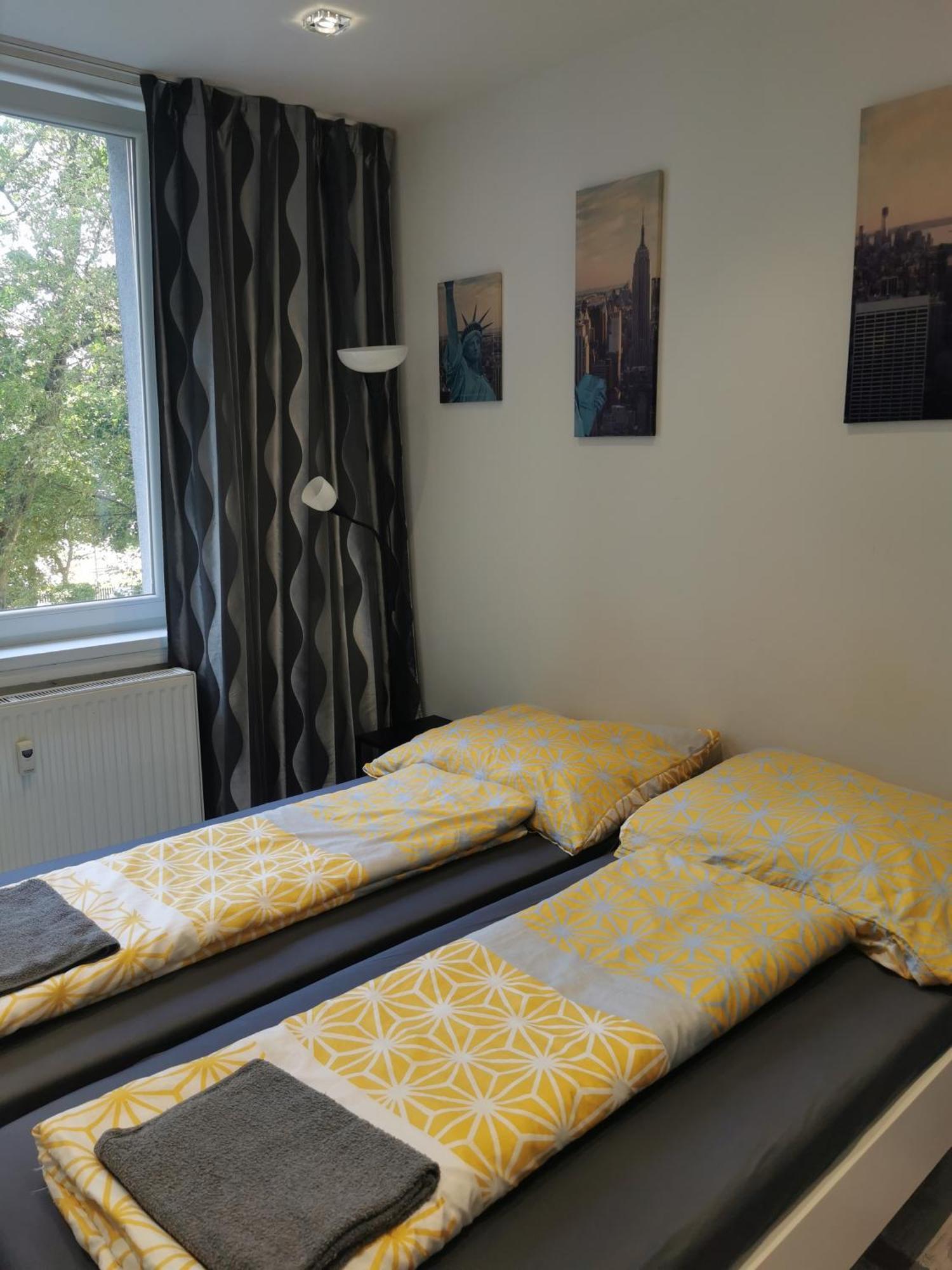 Modry Apartman, Racianska 29, Bratislava Bagian luar foto