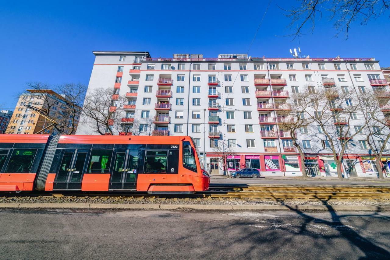Modry Apartman, Racianska 29, Bratislava Bagian luar foto